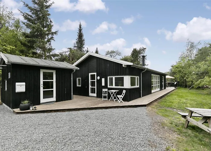 1435-aakirkeby-aedjavejen-10