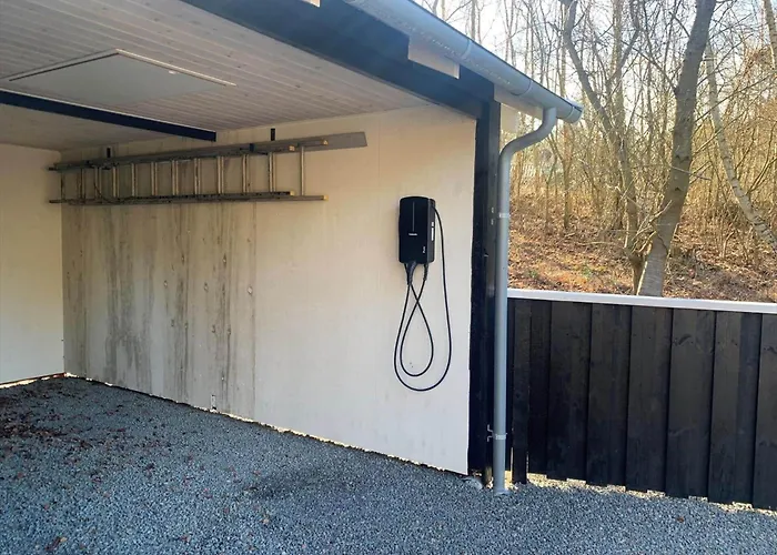 1435-aakirkeby-aedjavejen-10 Vester Somarken